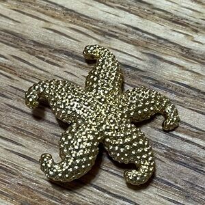 10K Yellow Gold Starfish Brooch